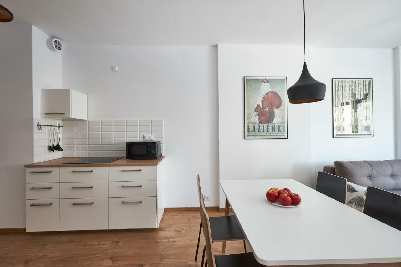 Modern Apartment In Варшава Екстериор снимка
